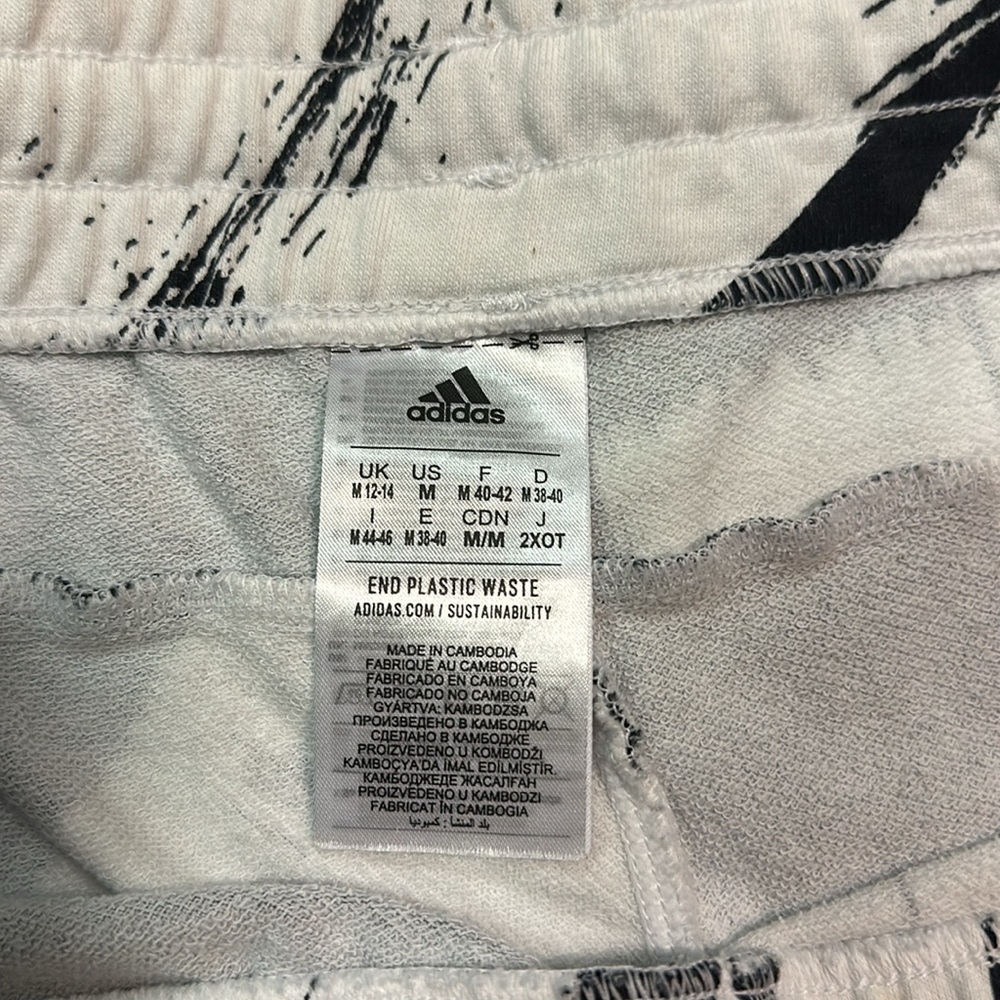 Adidas sweat shorts - Picture 4 of 5